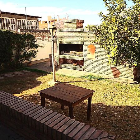 Casa Bravo Bed & Breakfast Мендоса Екстериор снимка