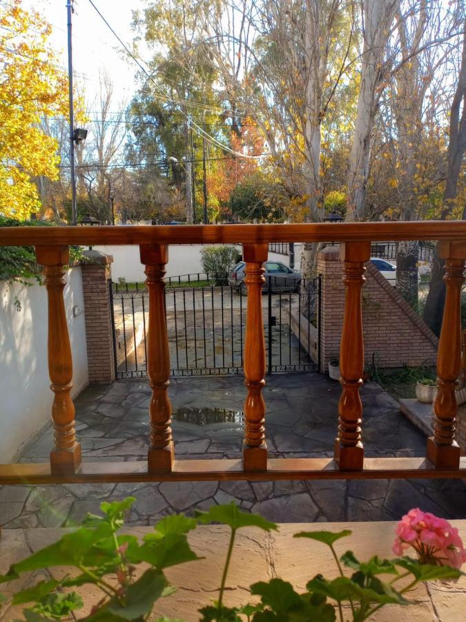 Casa Bravo Bed & Breakfast Мендоса Екстериор снимка